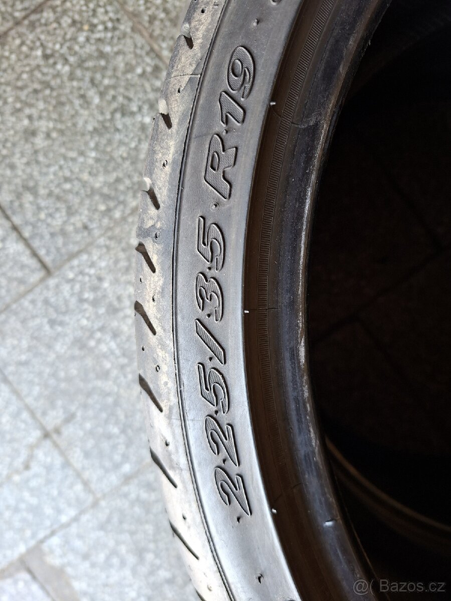 2x letni pneu 225/35 R19 - 3