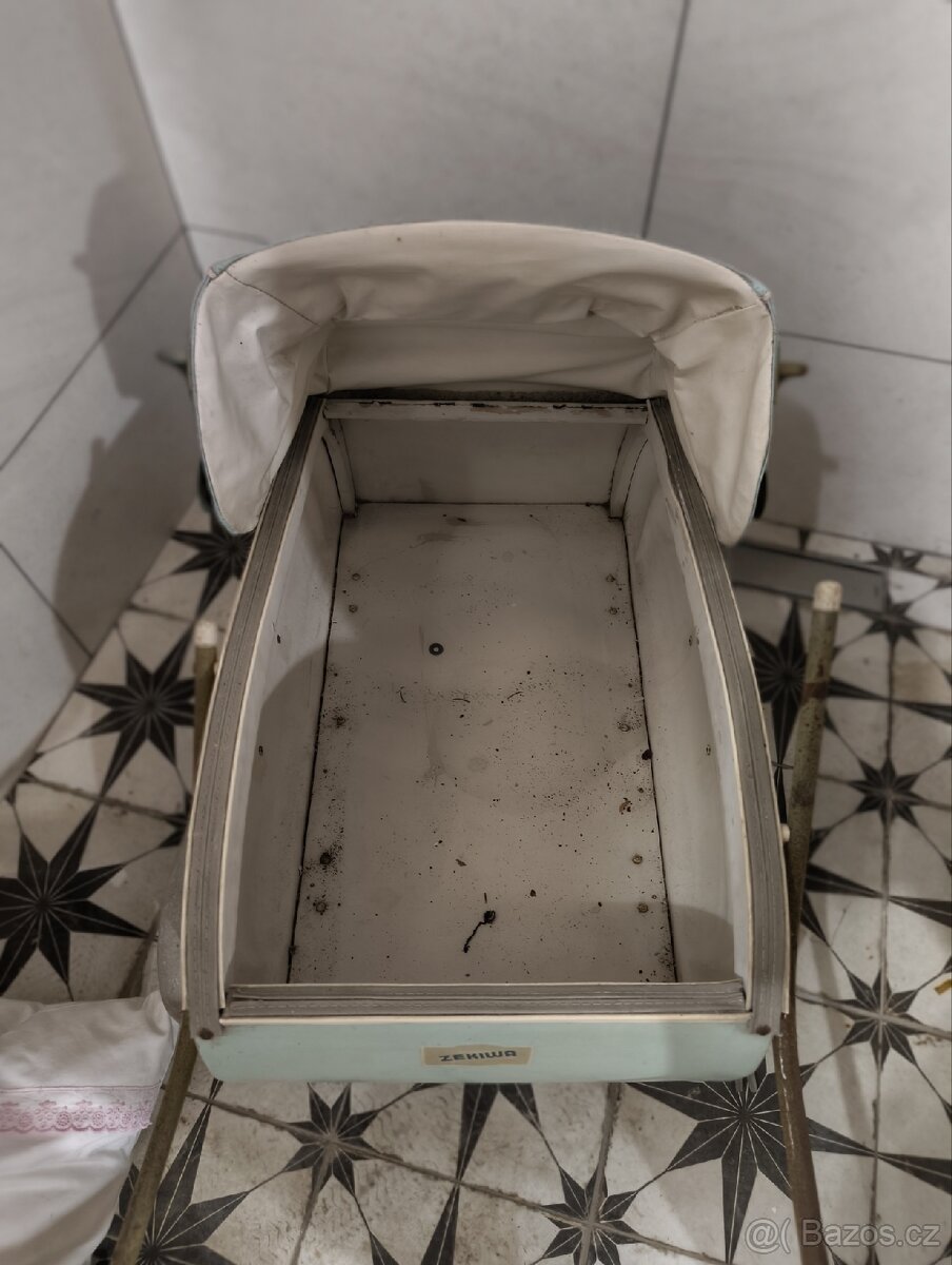 Kočárek pro panenky - 3