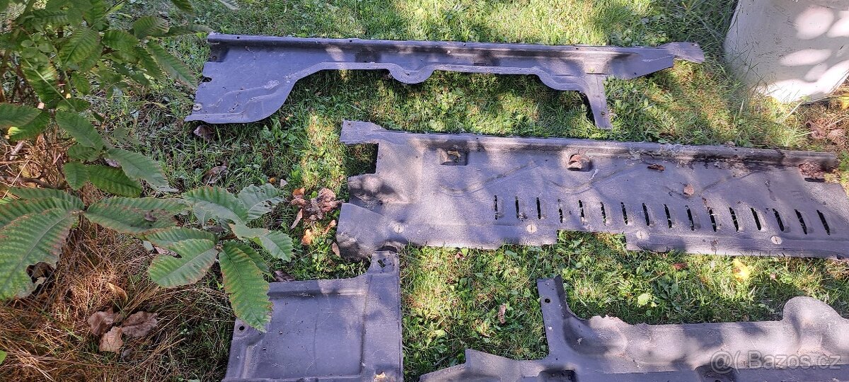 Plasty podvozku VW T5 - 3