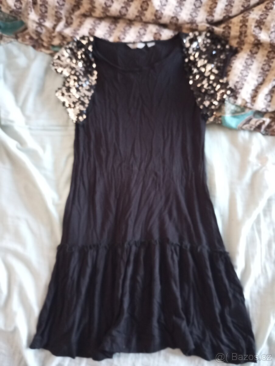 Černé šatičky se třpytkami 158-164 - 3