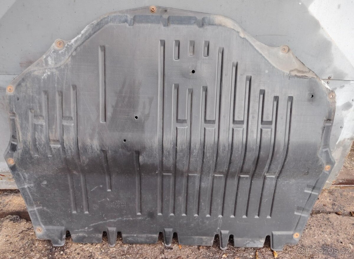 prodám vrchní a spodní kryt motoru na Škodu Fabii TDI - 3