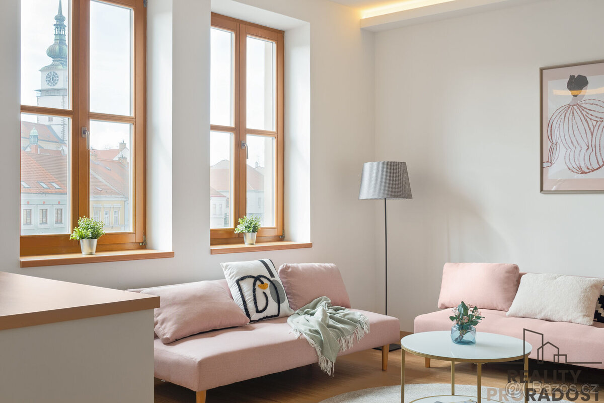 Prodej bytu 6+kk + 2 parkovací stání v Třebíči, byt 6+kk Tře - 3