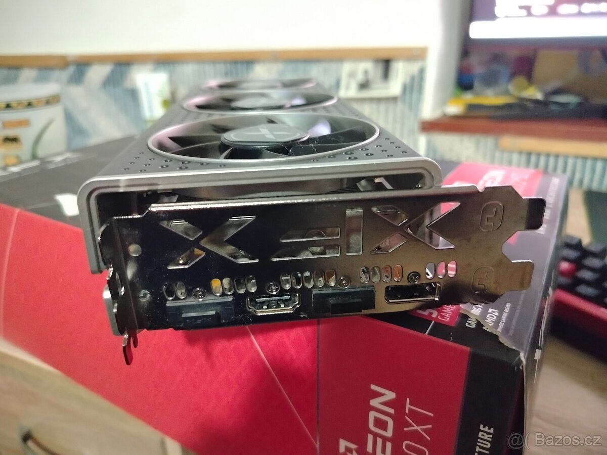 XFX AMD RX6600 XT QICK 308 8GB - 3