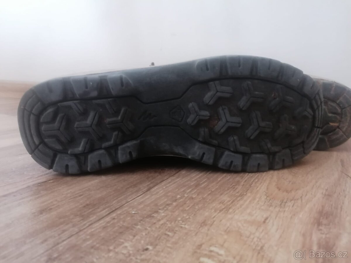 Boty Quechua vel. 38, 24 cm - 3