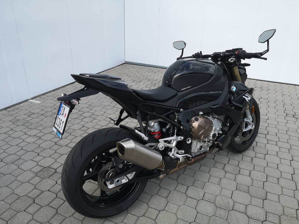 BMW S1000R r.v.2024, 1.majitel, nové v ČR. najeto 8.623 km - 3