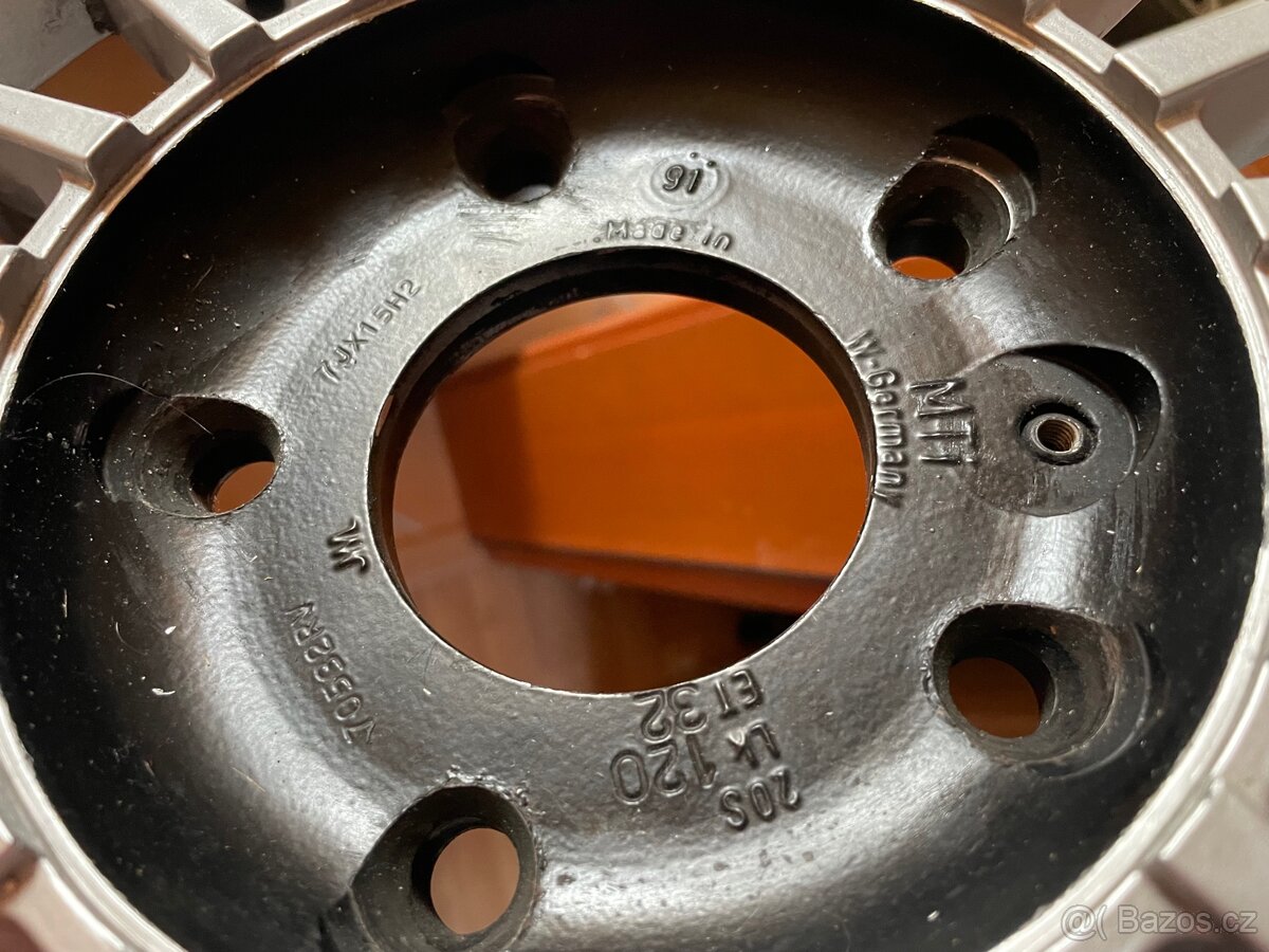 Alu kola Mti rennsport R15 5x112 a středy 5x120 - 3