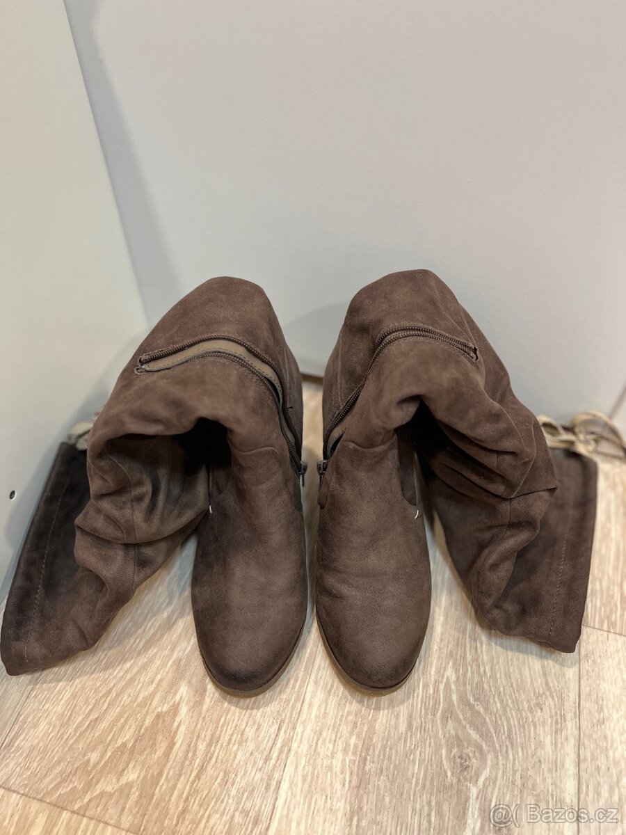 Hnědé kozačky 38 Baťa s kožíškem - 3