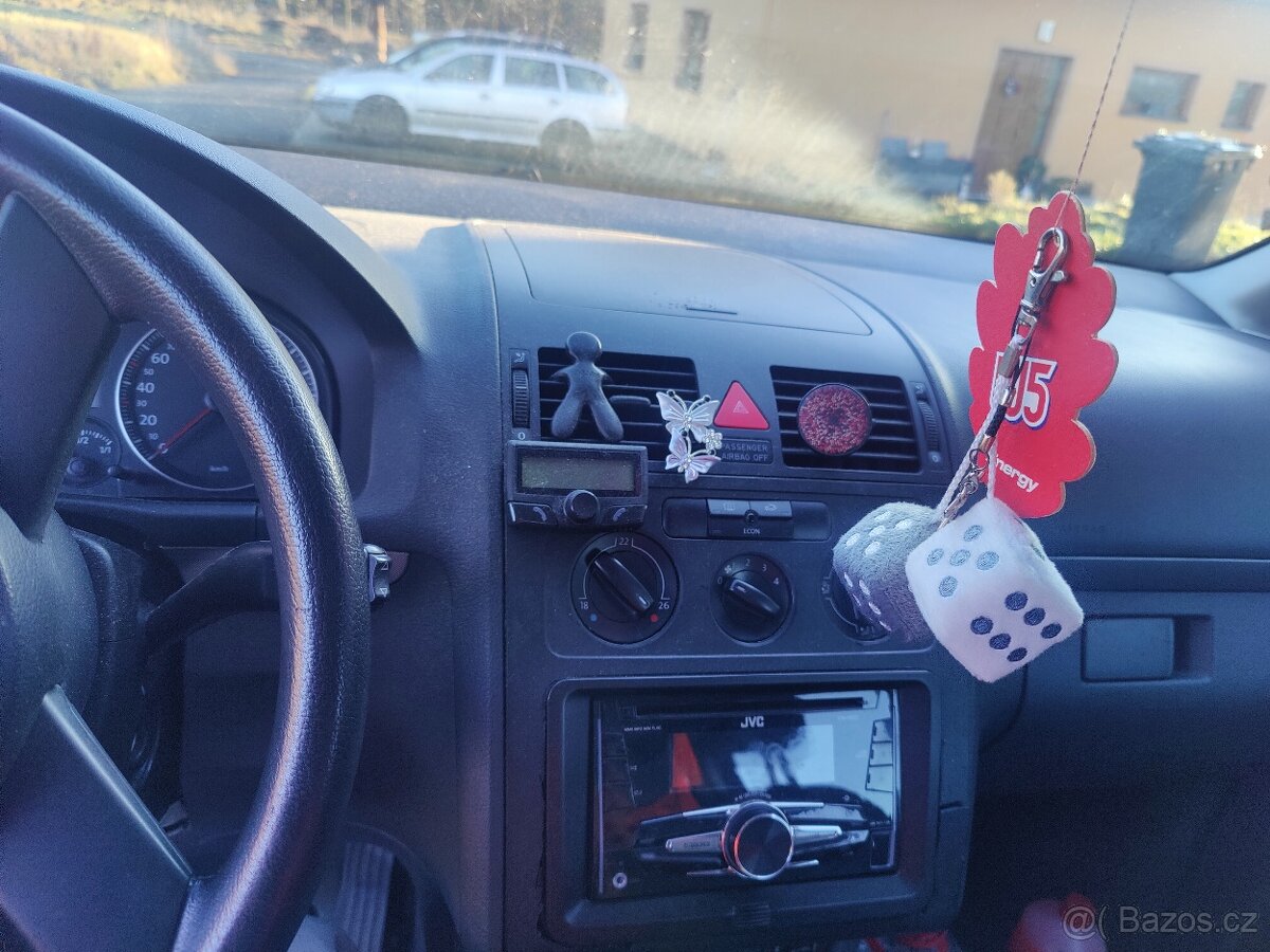 VW Touran 1.9 TDi 2004, 74kW - 3