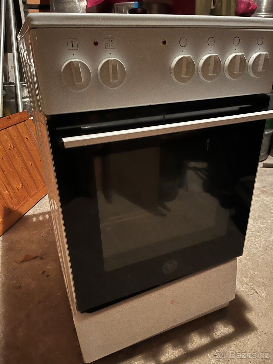 Sporák mora sklokeramicky - 3