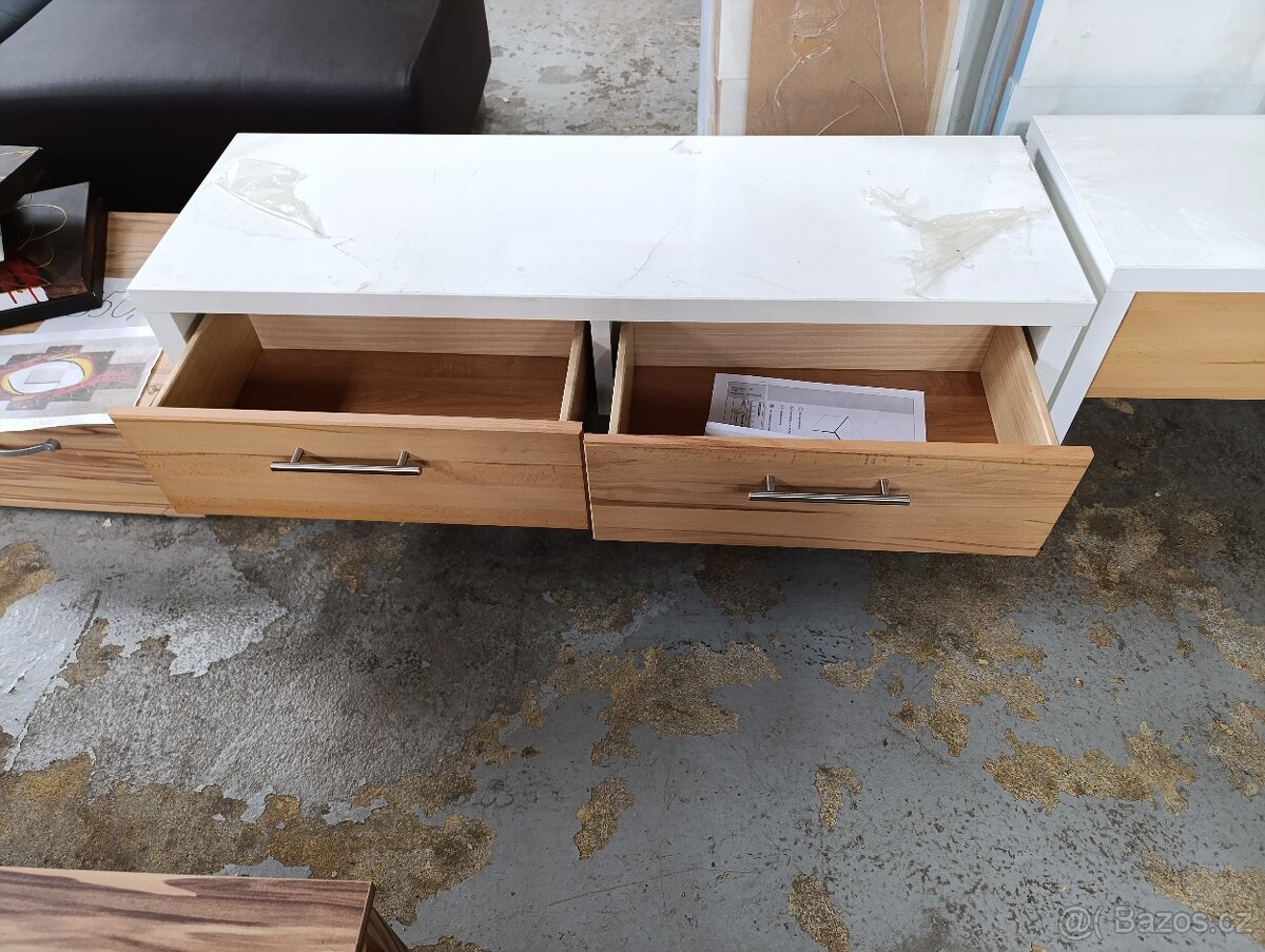 Nová lavice, botník. - 3