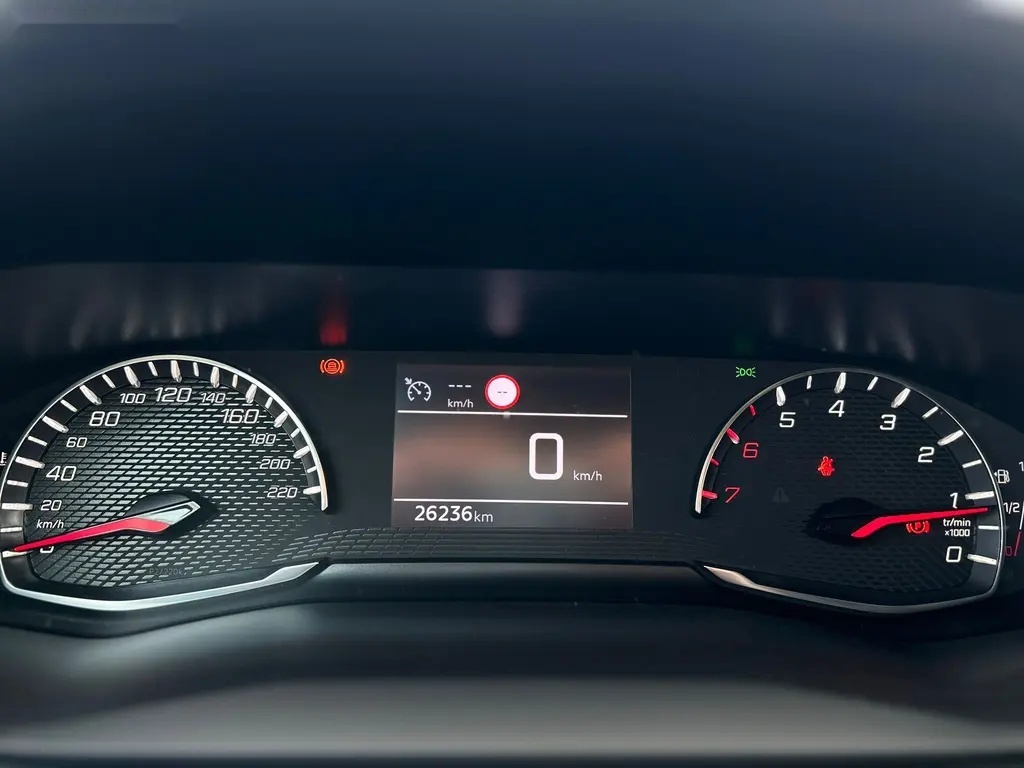 Peugeot 2008, ALLURE 1.2PT 100"MAN6"Zimáky - 3