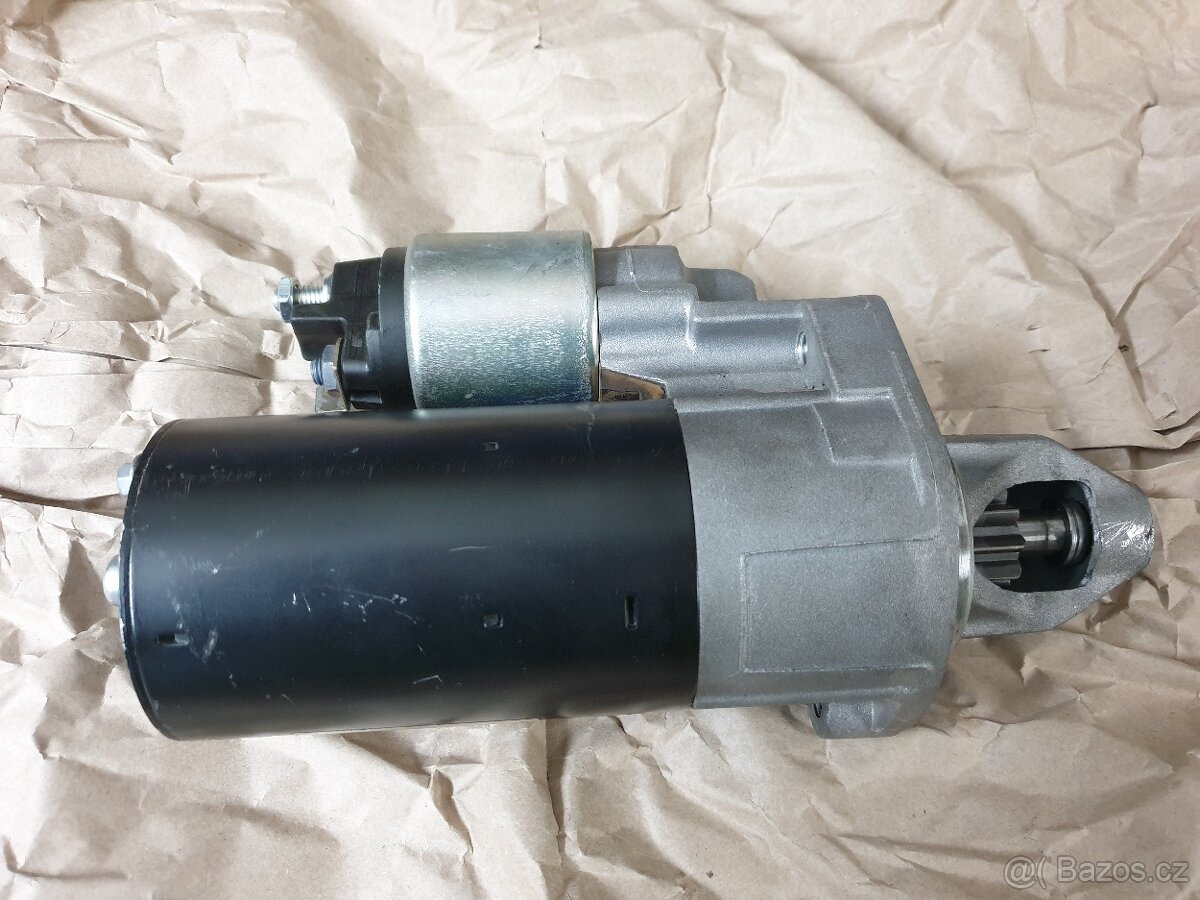 Startér BOSCH Mercedes - 3