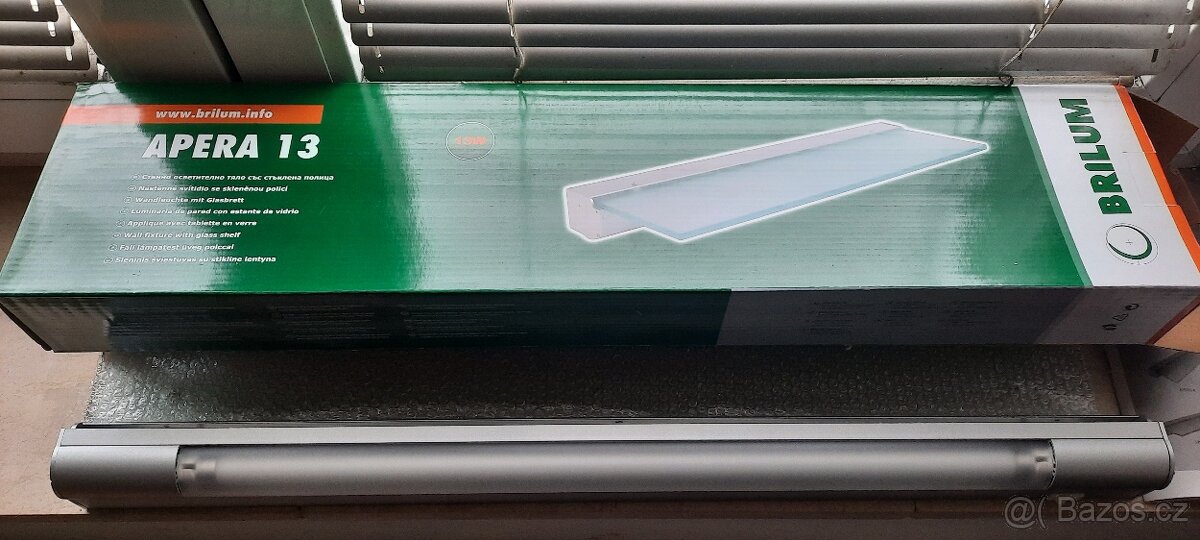 Nástěnné svítidlo s poličkou - 3