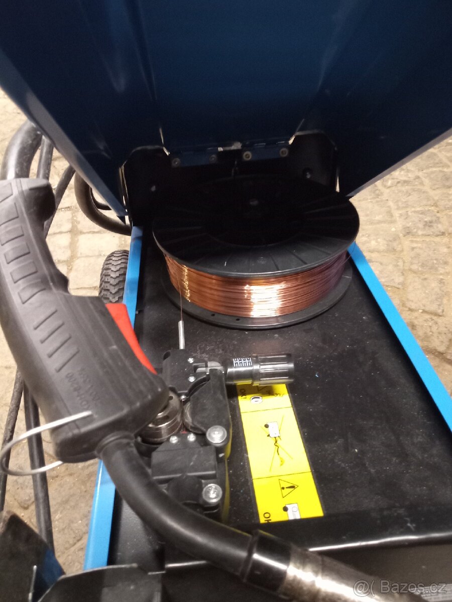 Svářečka CO2 - 3