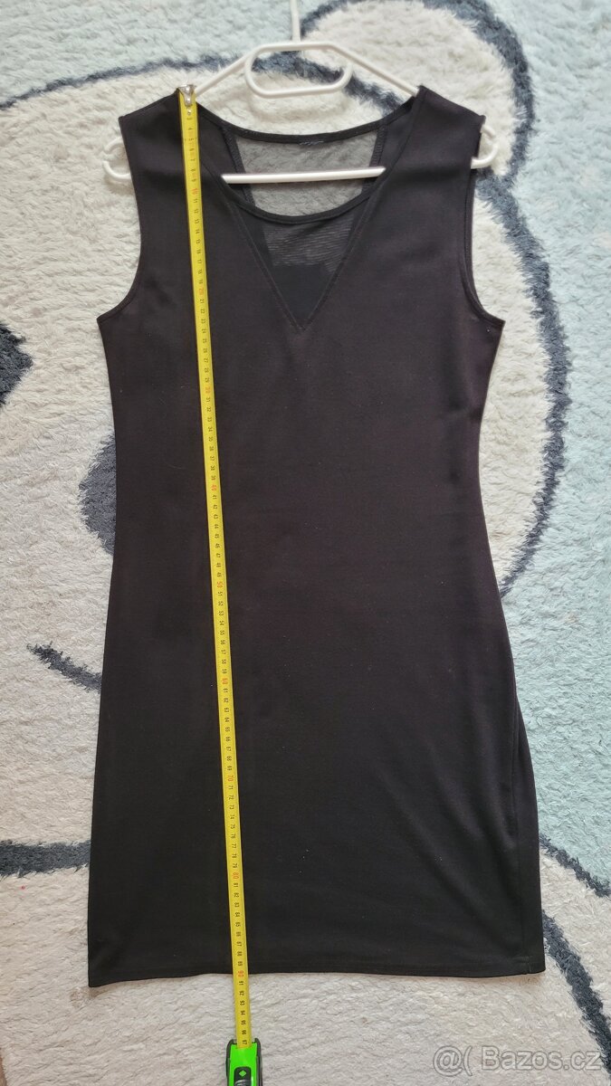 Černé krátké šaty, vel. L - 3