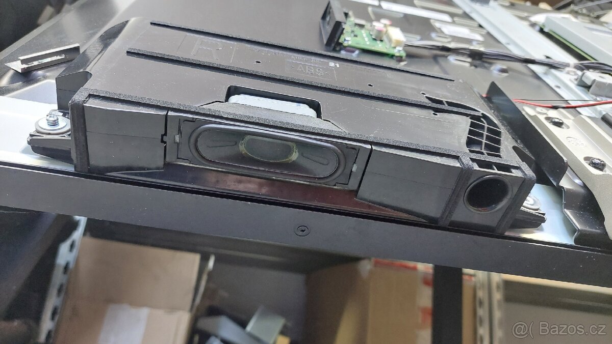 Sony 55xe9005 - reproduktory - 3