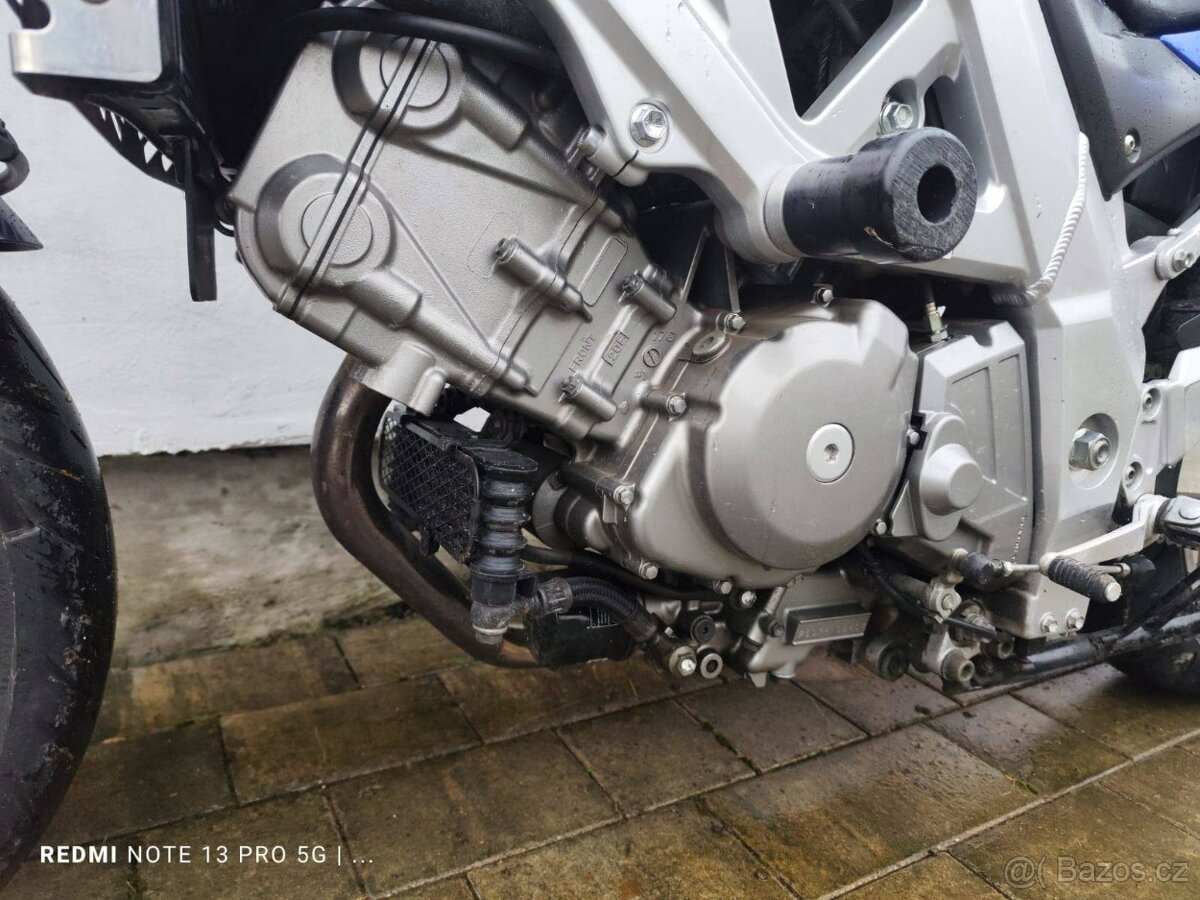 Suzuki SV 650 N - 3