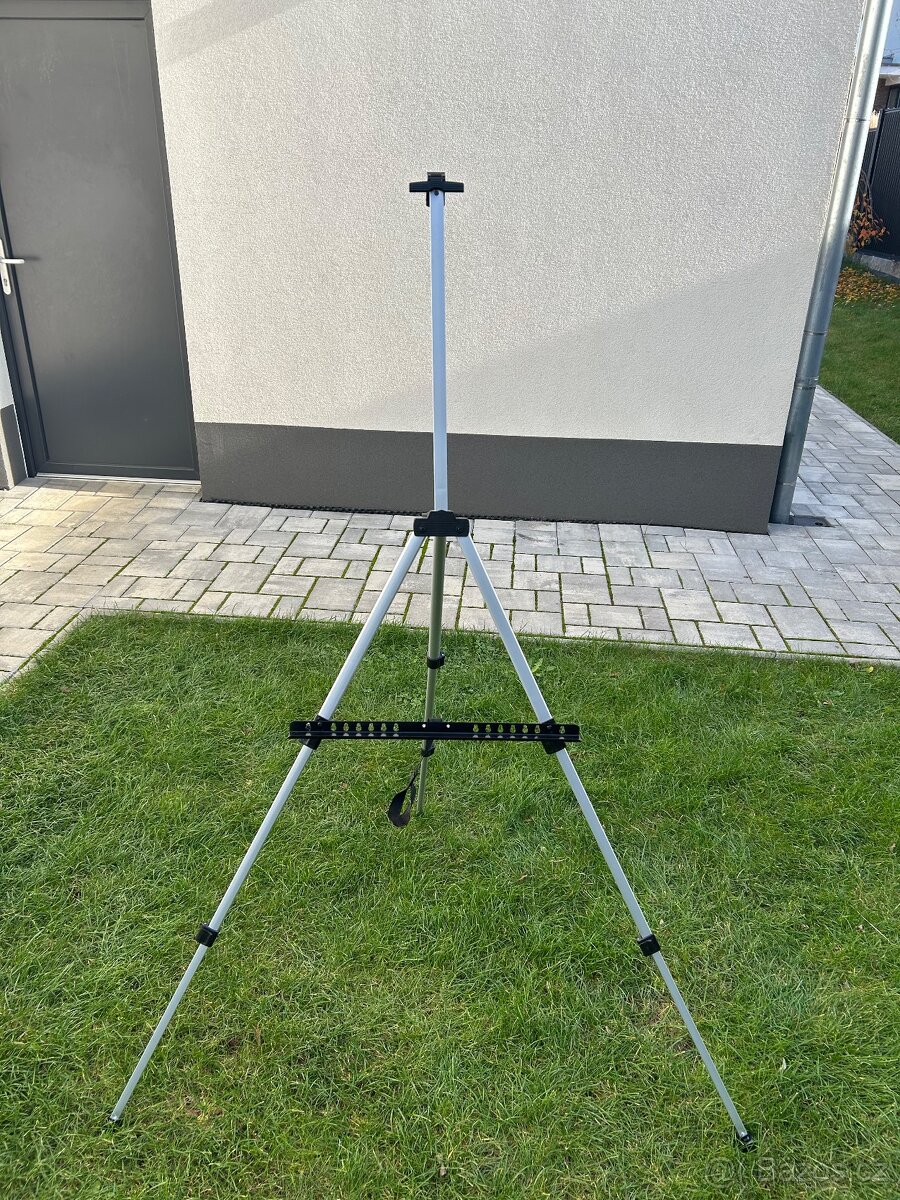 Magnetická tabule se stojanem - 3