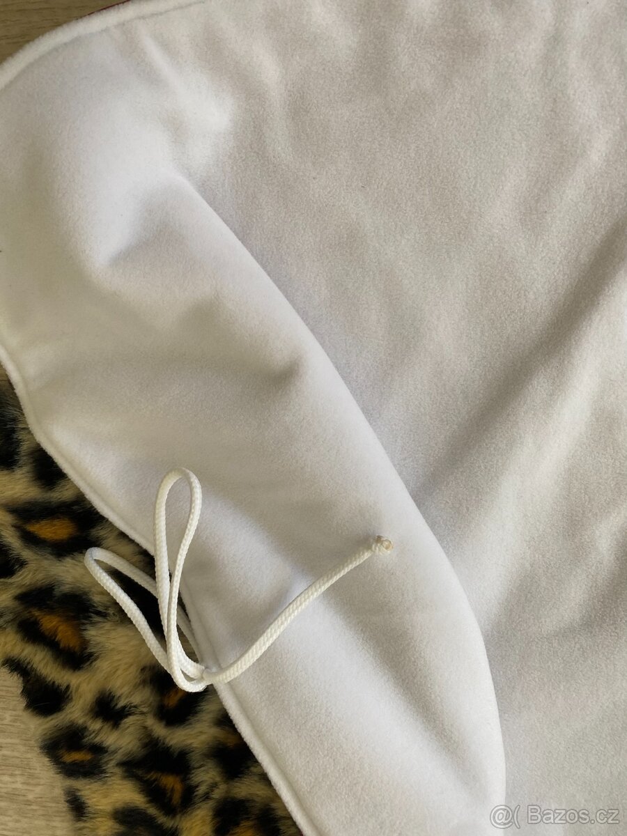 Nepadací deka na kočárek – softshell, hřejivá, praktická - 3