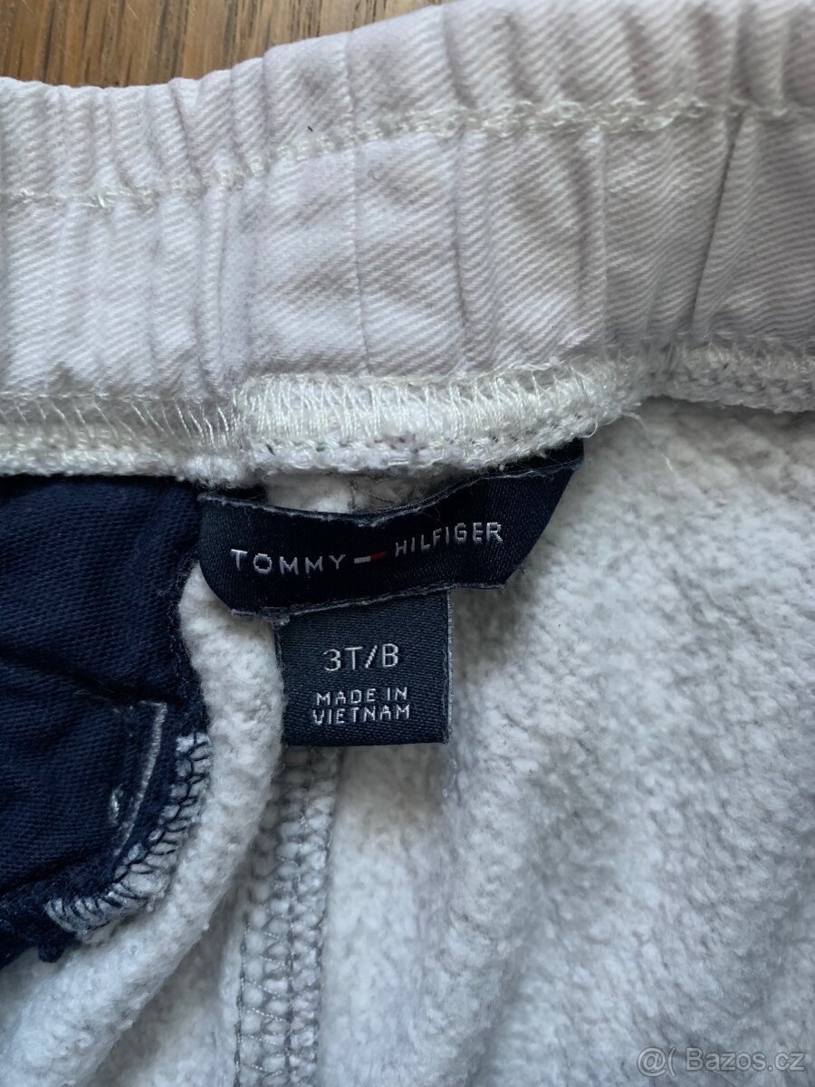 Tepláky Tommy Hilfiger vel. 98 - 3