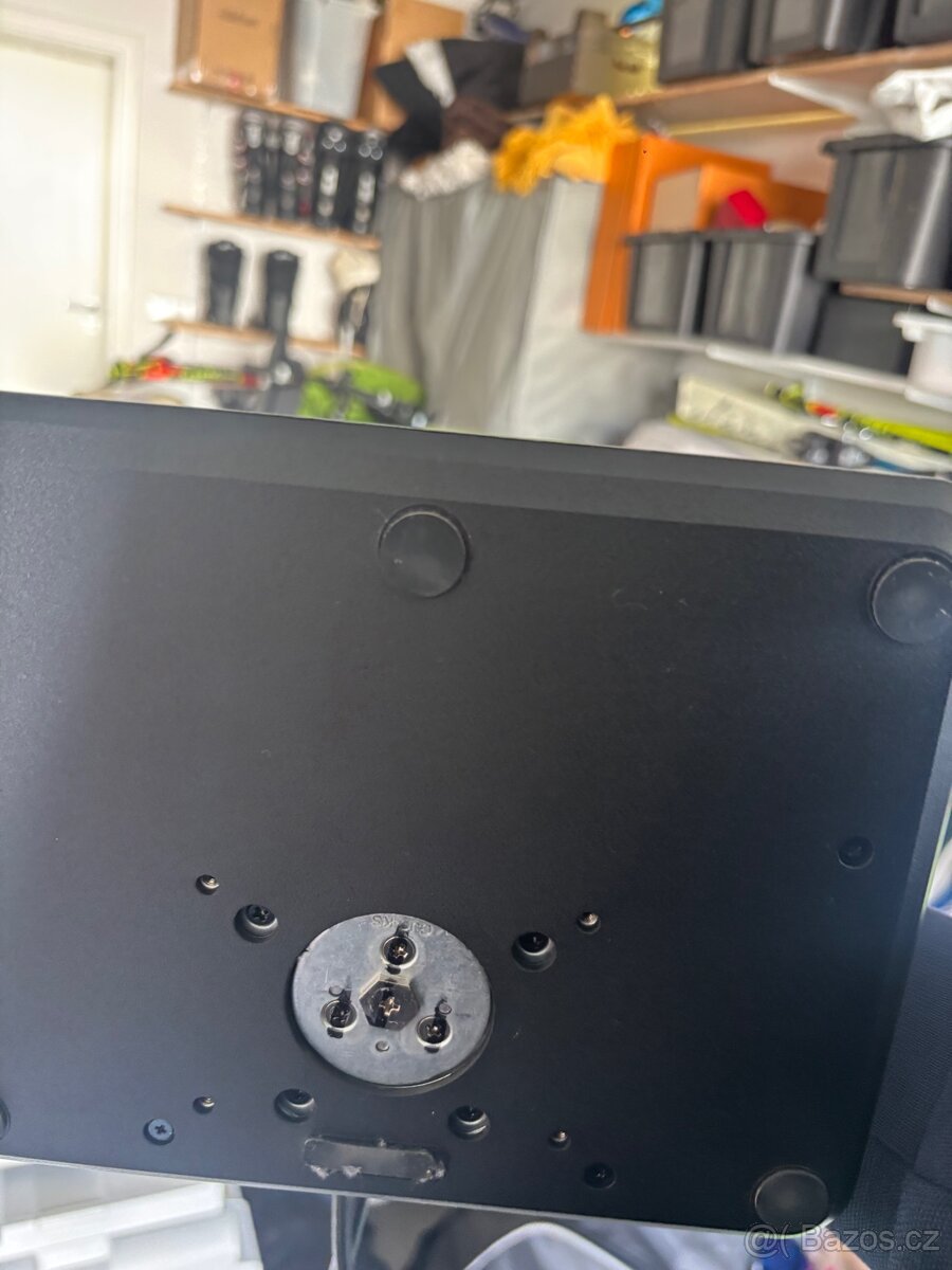 Dell 24” kancelářský monitor - 3