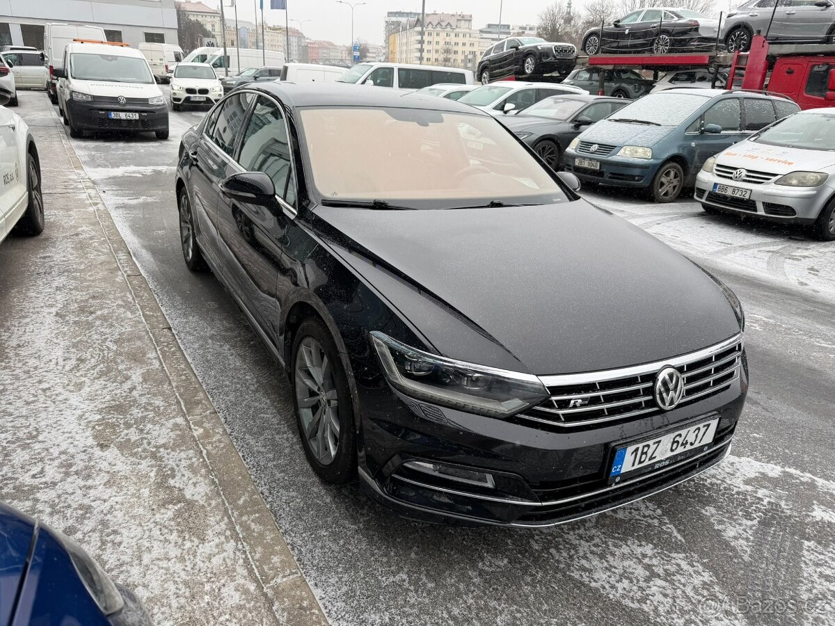 VW PASSAT 1,8 TSI 132kW R-LINE DSG 05/2018, 1.maj ČR 54340km - 3