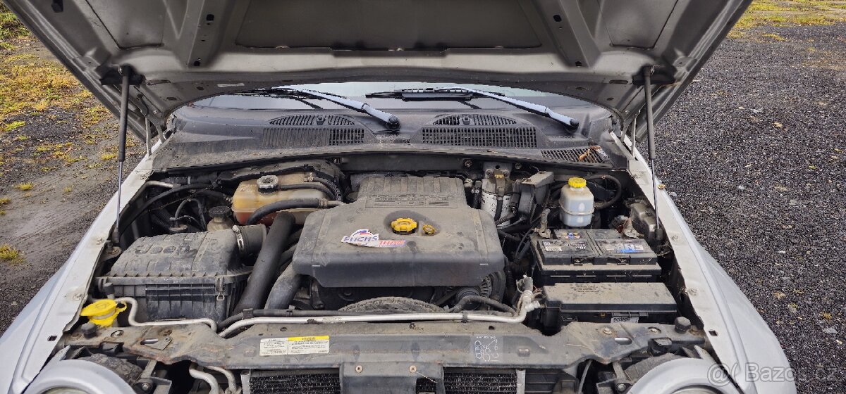 Jeep Cherokee KJ 2.5 CRD - 3