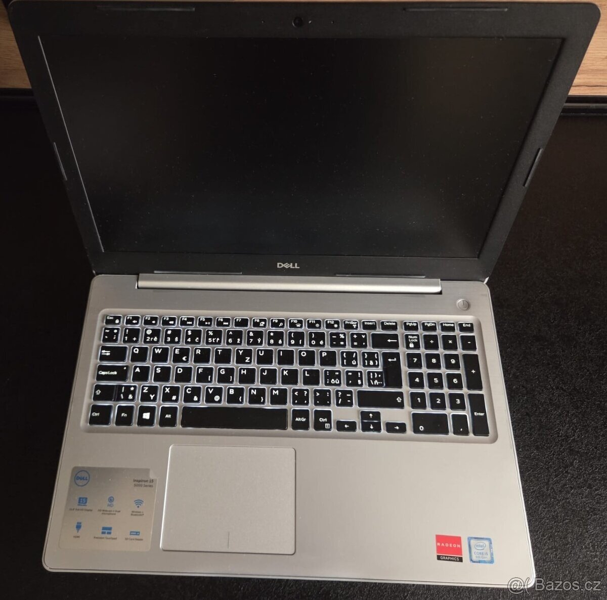 DELL Inspiron 5570 s dobrou baterií a adaptérem - 3
