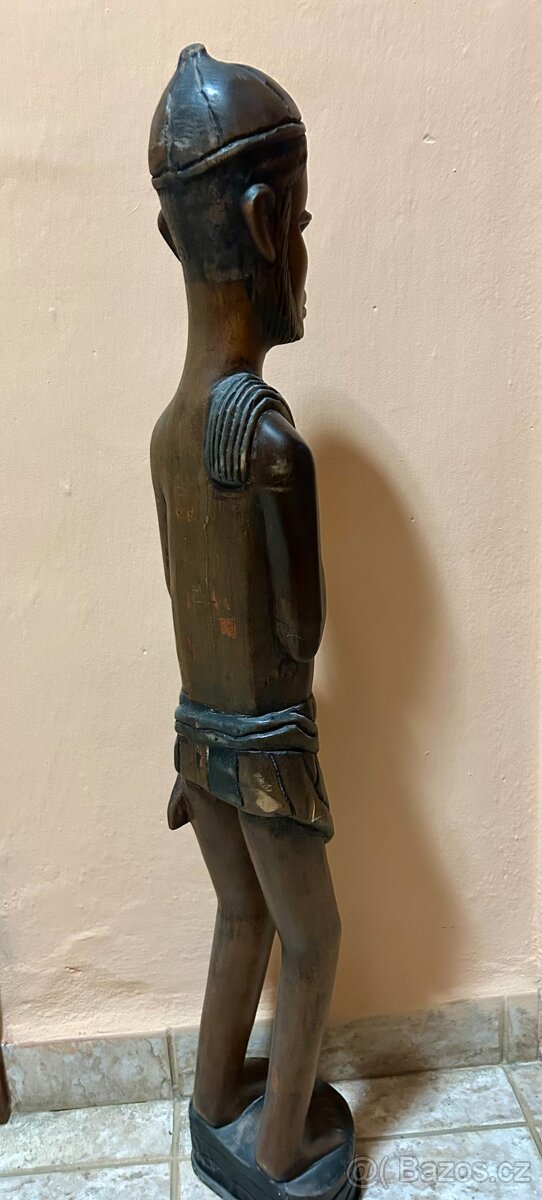 Socha afrického muže - 3
