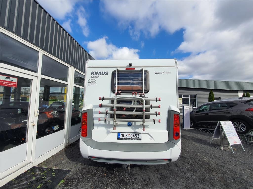 Knaus 2,3 obytný automobil (2010) - 3