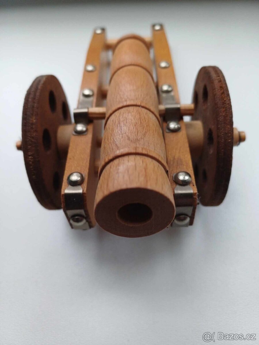 Dřevěné dělo - dekorace - 3