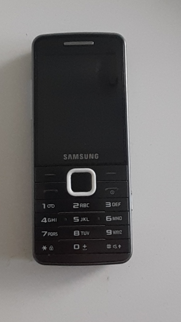 Samsung GT-S5610 - 3