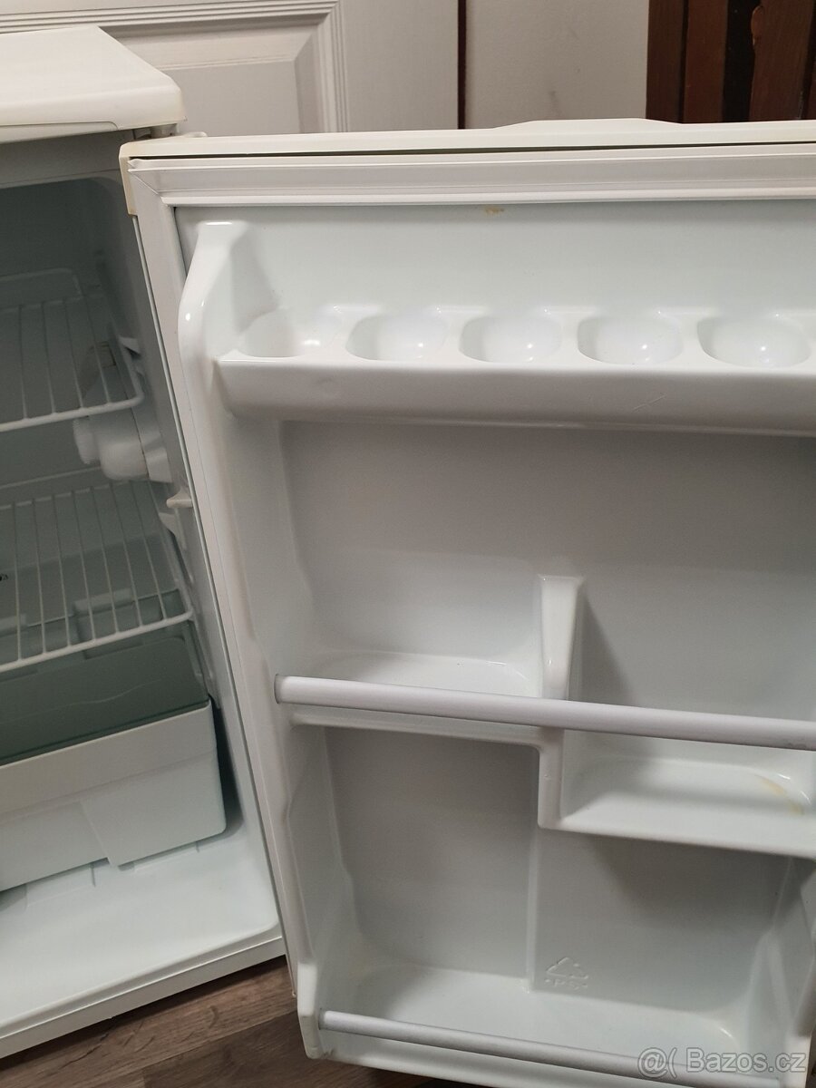 levná lednice bez mrazáku 85cm + doprava - 3