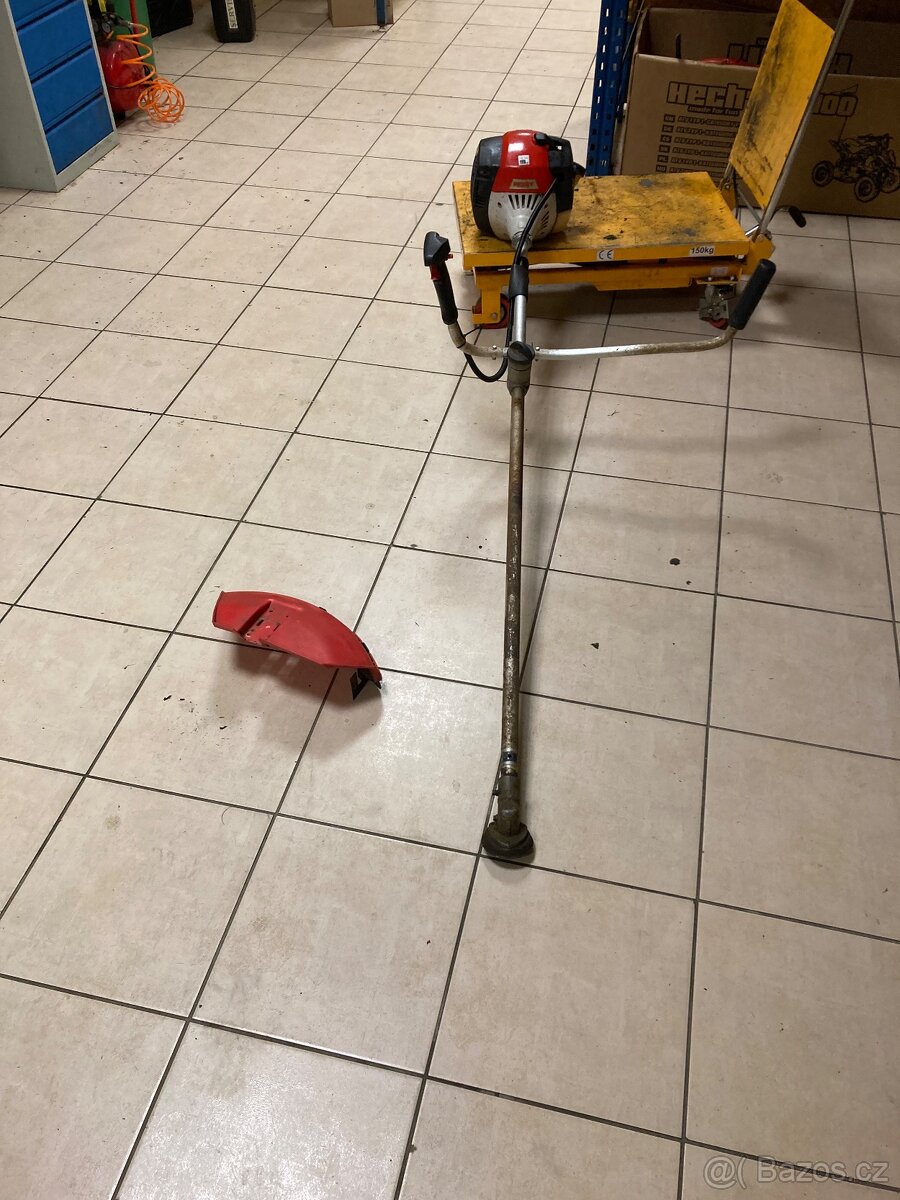 Křovinořez Hecht 145 - 3