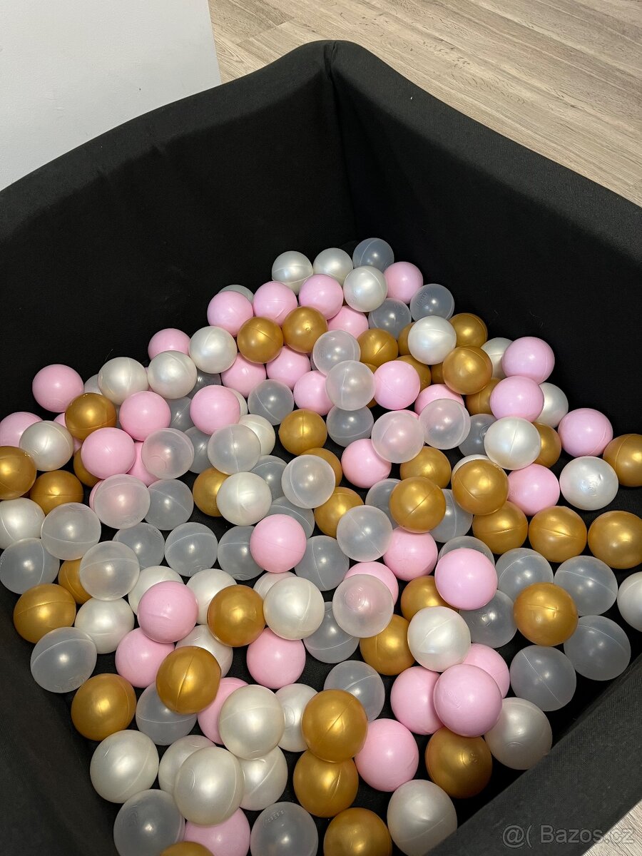 Bazének s míčky - 3