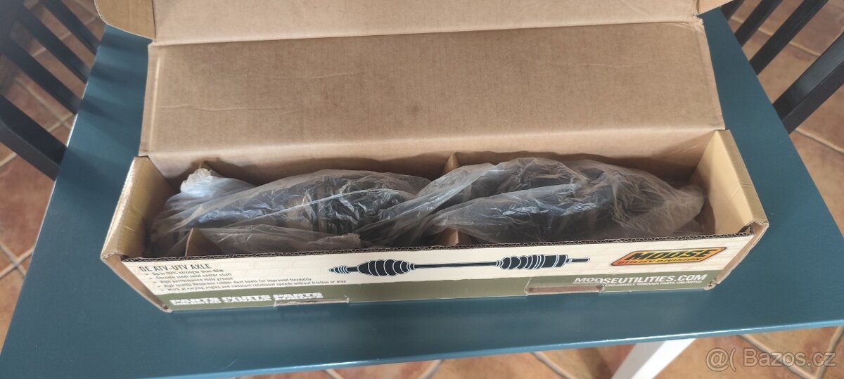 Can am poloosa přední levá - 3