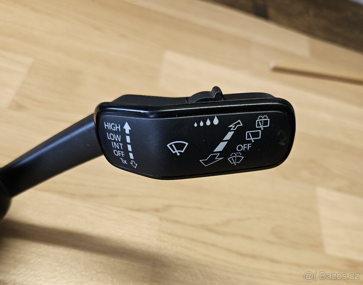 Páčky pod volant / přepínač kombinovaný - 3