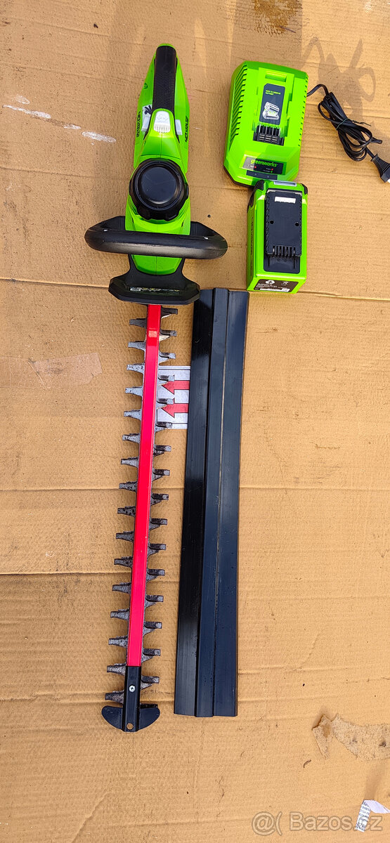 Mountfield Aku plotové nůžky Greenworks G40HT61 - 3