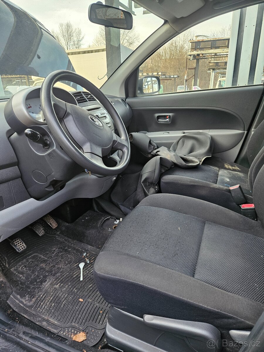 Subaru Justy nahradní díly - 3