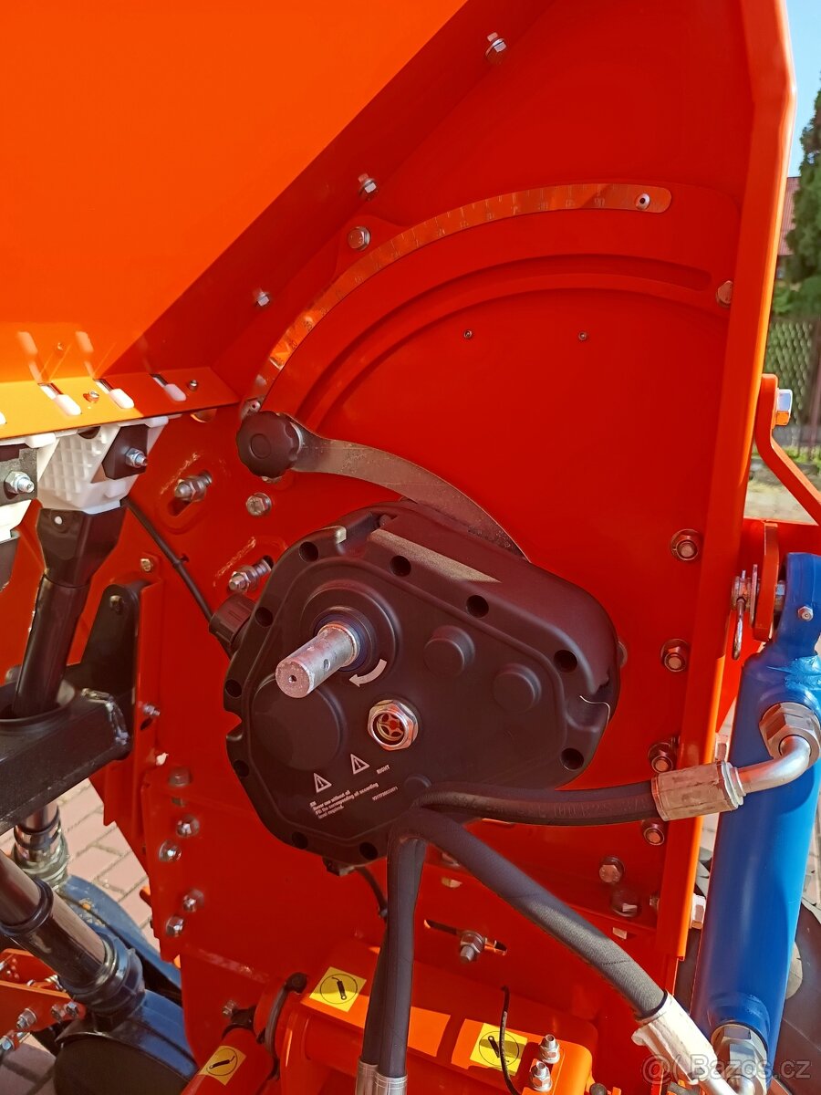 Pony-3000 secí stroj - 3