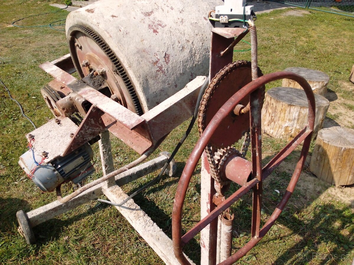 Prodáme míchačku - 3