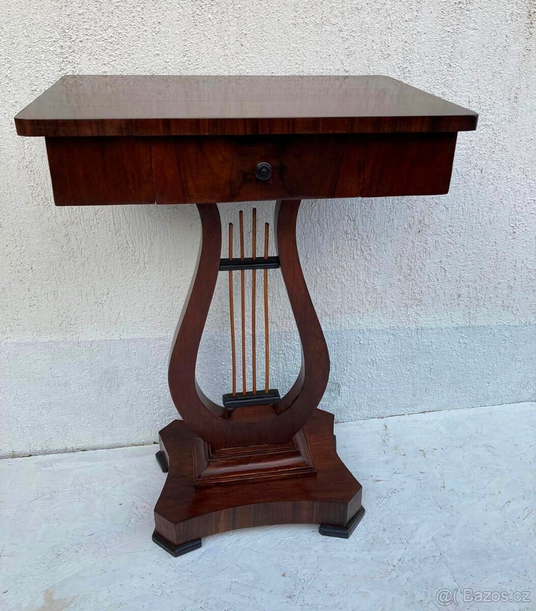 Biedermeier stolík lýrovka - 02 - 3
