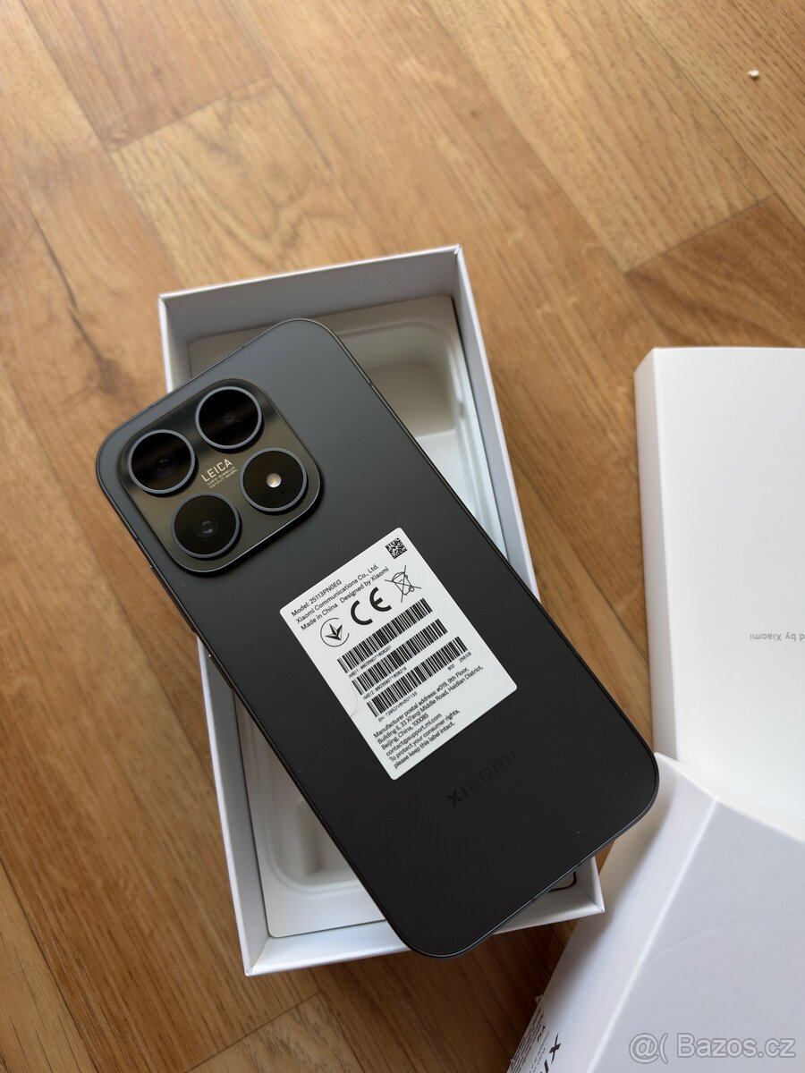 Xiaomi 17 256GB černý - 3