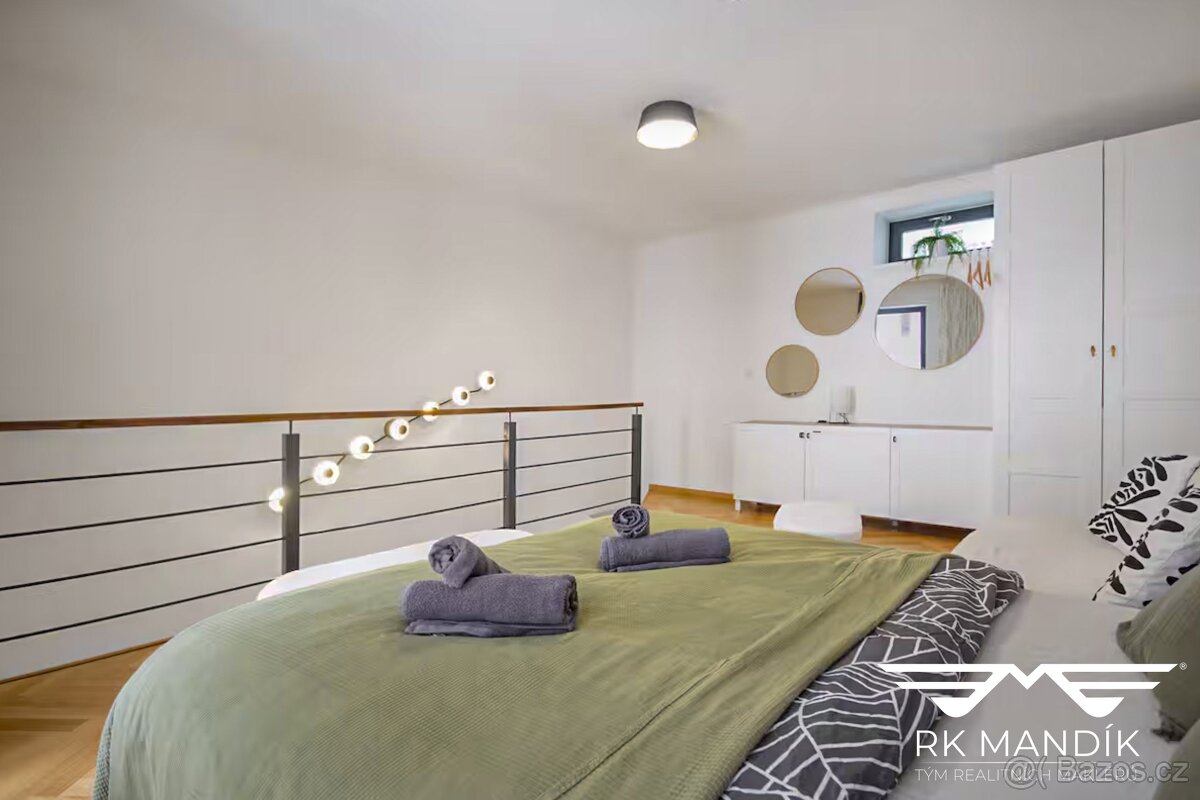 Prodej byty 2+kk, 42 m² - Praha - Karlín, ev.č. 717 - 3