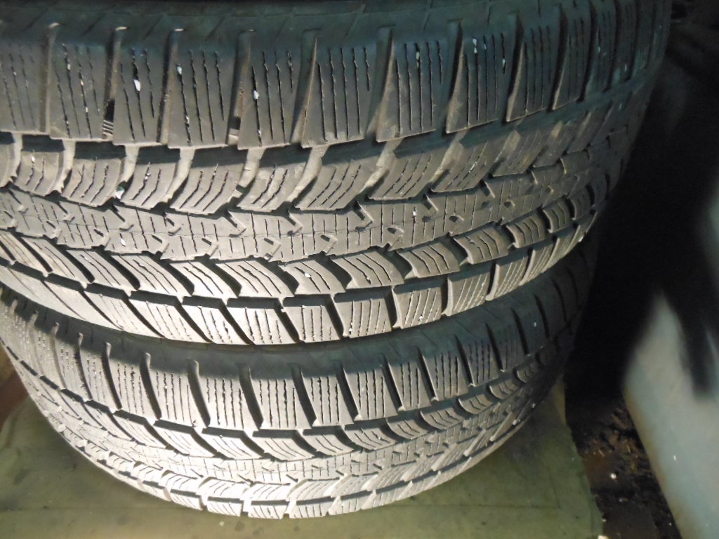 ZIMNÍ PNEU SAVA 225/60R17 - 3