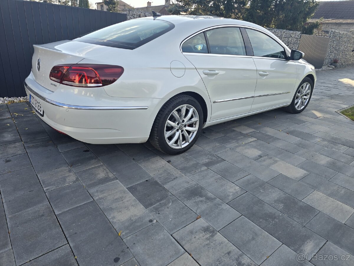 VW CC 2.0 tdi 110 kw bílá perleť - 3