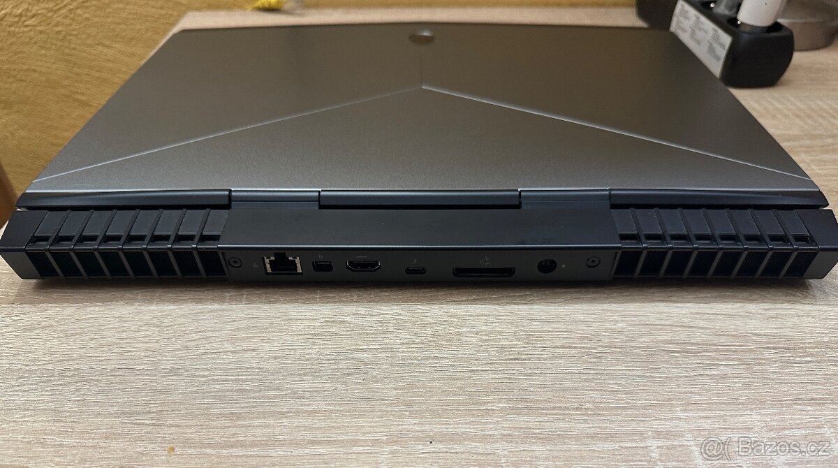 Alienware 15 R3 - 3