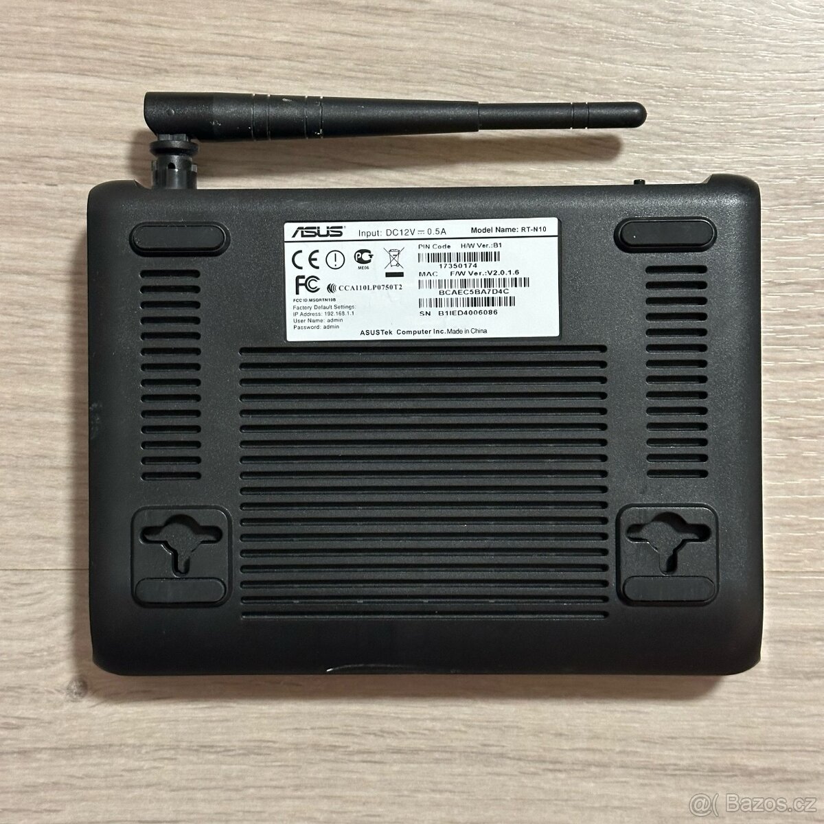 WiFi router ASUS RT-N10 150Mb, 4x LAN, 1x WAN - 3