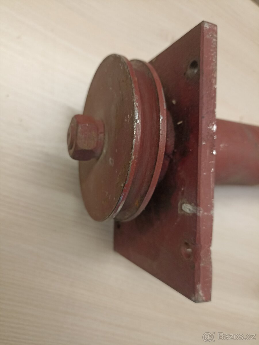 Hřídel bubnové rotační sekačky - 3