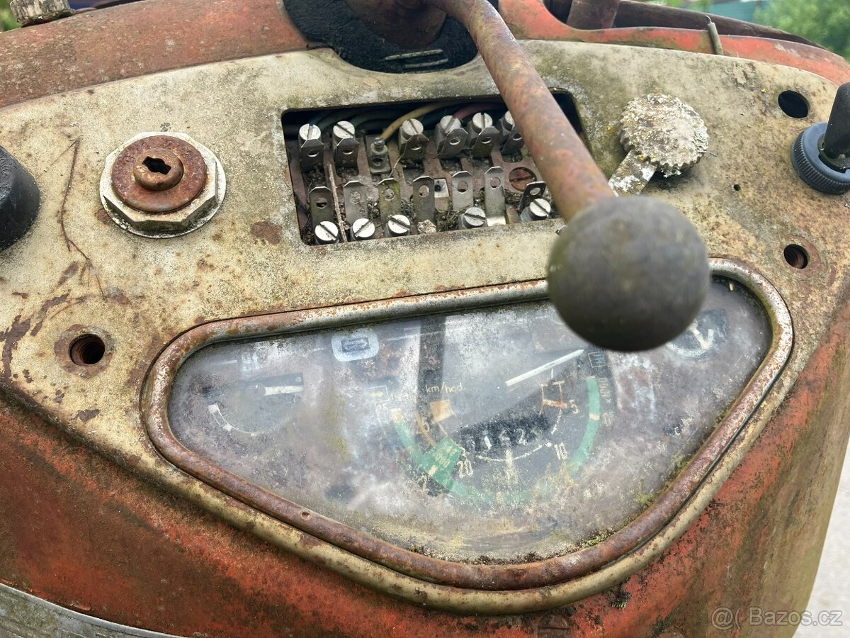 Díly na Zetor 3511 - 3